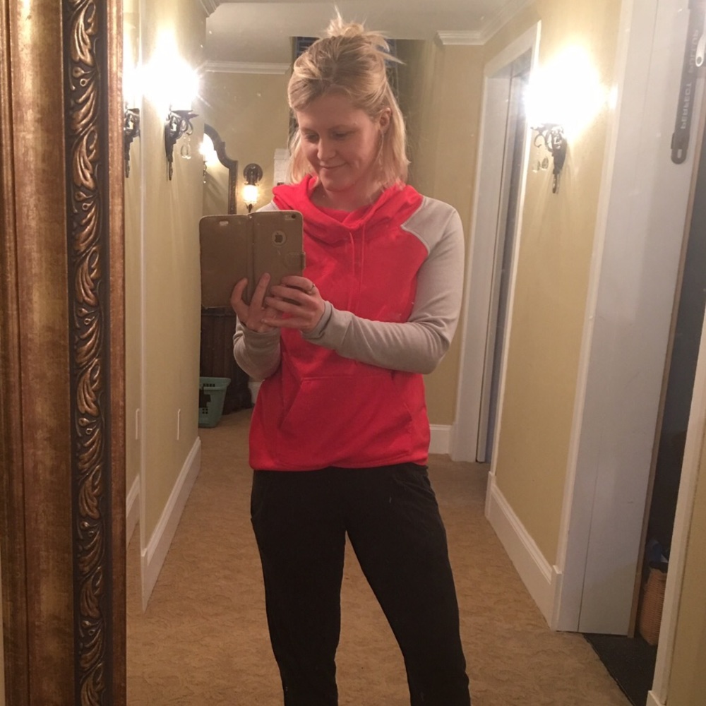 Champion C9 Funnel neck red & grey pullover